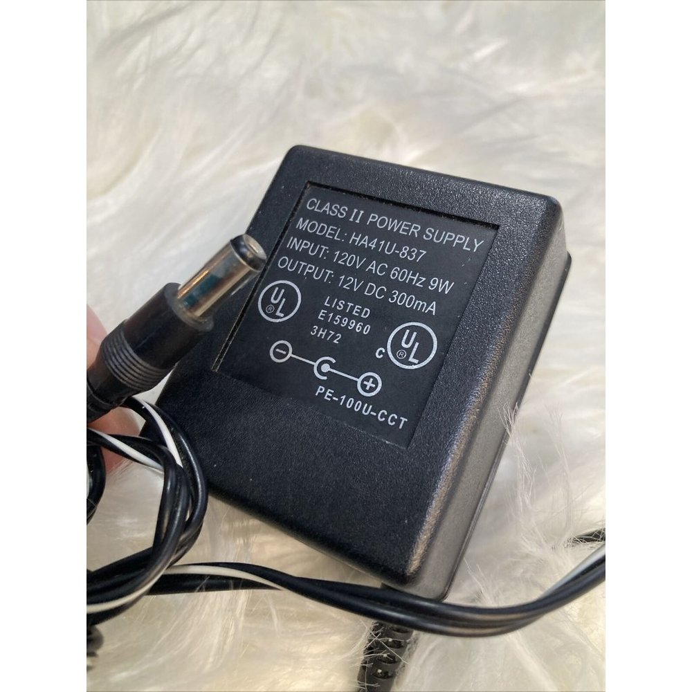 Class II Power SUPLY HA41U-873  Adapter AC Transformer 12v Dc  300mA Charger